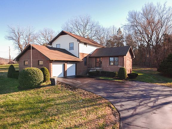 2nd image of 174 Circle Dr