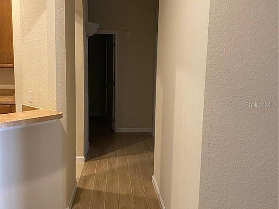 5th image of 3000 Laurel Park Ln Unit 106
