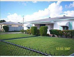 4th image of 1855 NW 132nd St