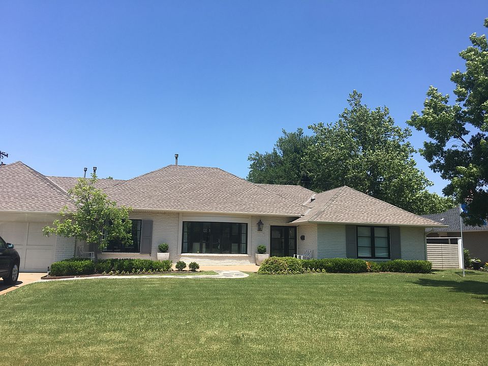 1st image of 3033 Pelham Dr