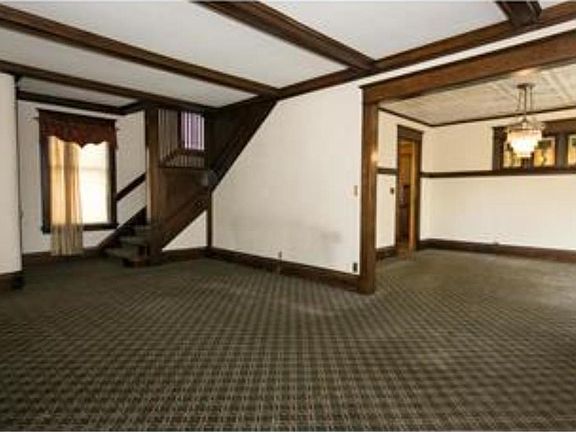 3rd image of 394 Bates Ave