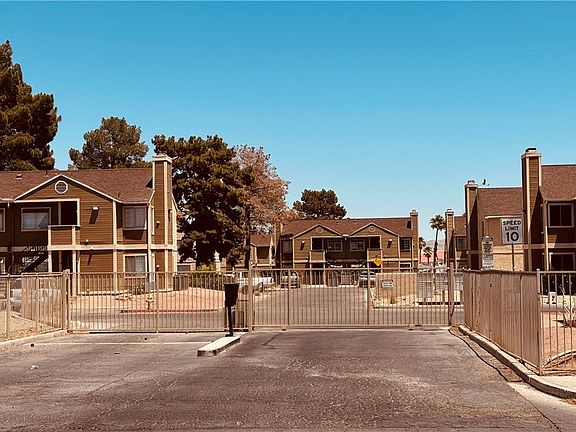 3rd image of 2685 Bryandouglas Dr