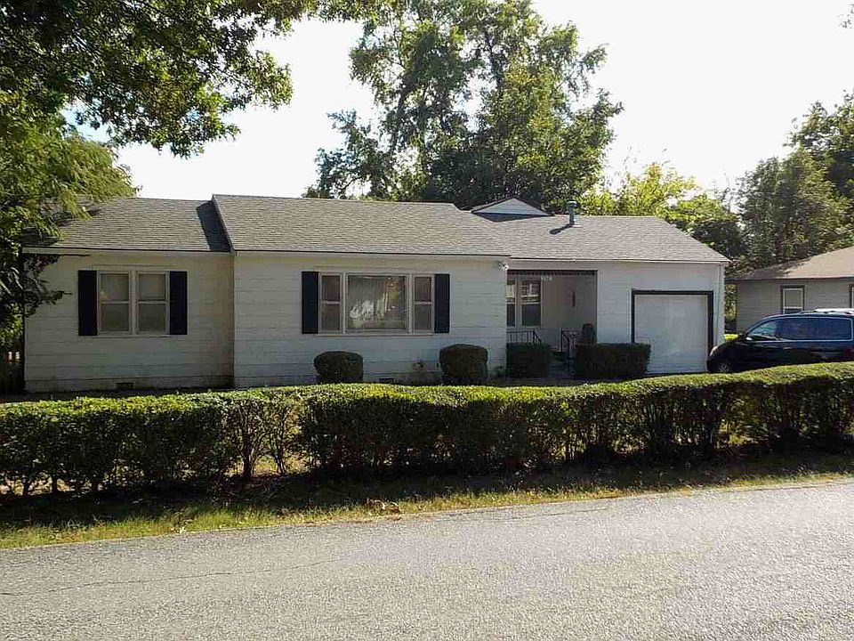 2nd image of 3507 Wayside Dr