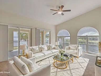 A2 | 1 Bed, 1 Bath | 918 sqft