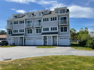 180 E Grand Ave APT 4, Old Orchard Beach, ME 04064