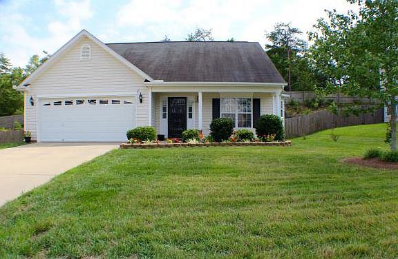 2nd image of 640 Brassfield Dr