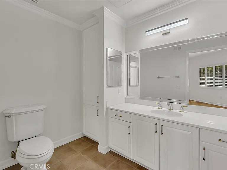 172 Villa Point Dr — Photo 14