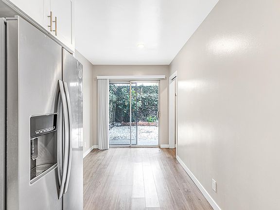 5th image of 2512 Kansas Ave #H