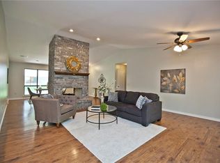 2305 Sequoyah Dr, Rogers, AR 72758