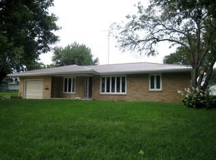 405 NE Flint St, Greenfield, IA 50849