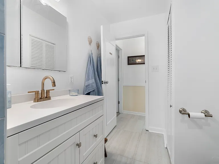 7609 Iroquois Ave — Photo 29
