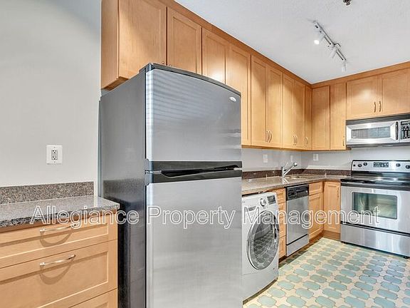 3rd image of 502 Bashford Ln Unit 3213