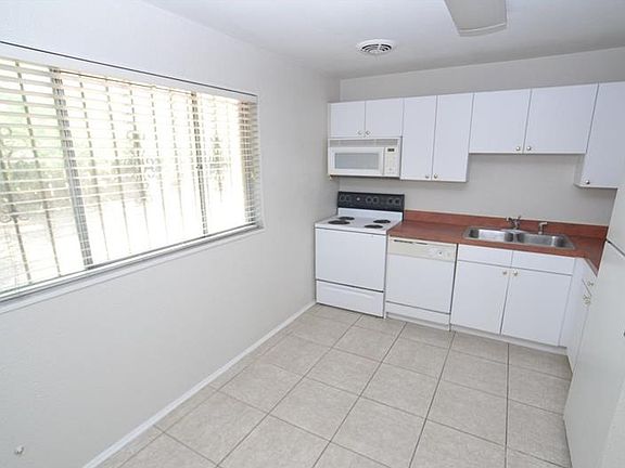 3rd image of 4727 W Leila Ave