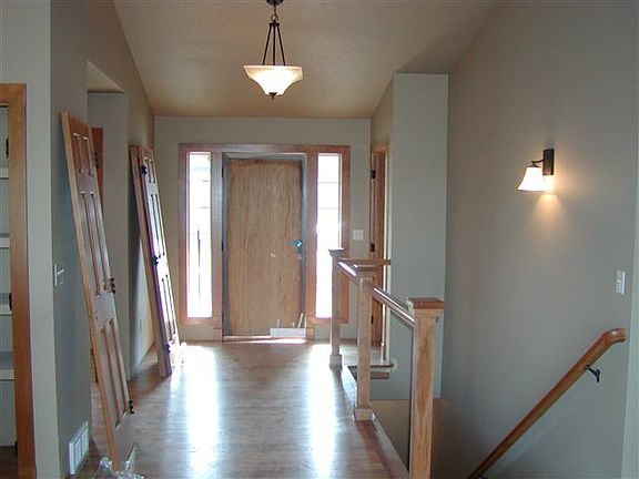 2nd image of 5714 S Laurel Crest Ct