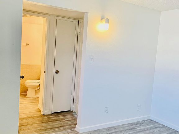 5th image of 1625 W Missouri Ave APT 12