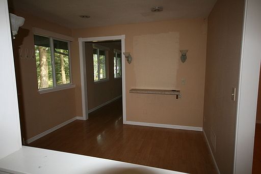 4th image of 2639 Parkmont Ln SW Ste E