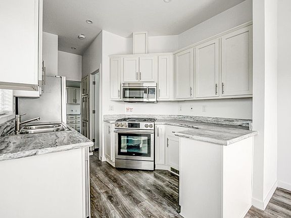 5th image of 1600 Silver Creek Rd #275