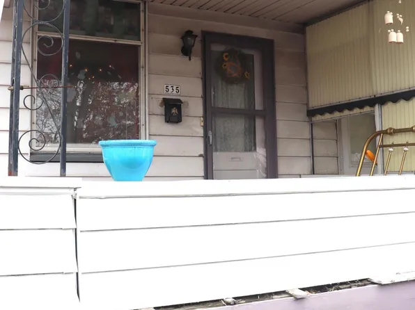 535 Front St, Freeland, PA 18224
