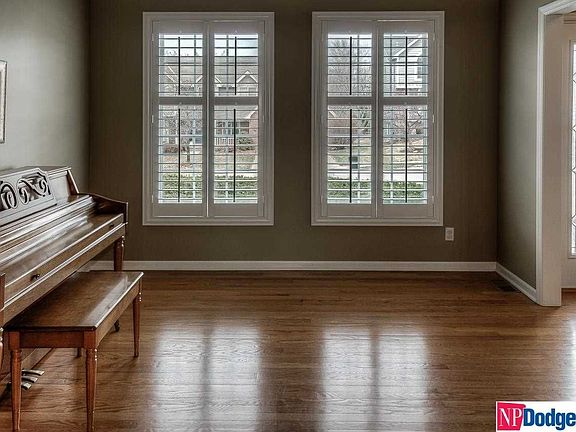 5th image of 16039 Wakeley St