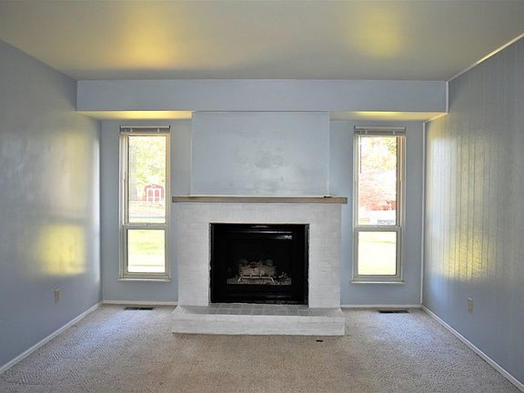 5th image of 3588 Hirondelle Ln