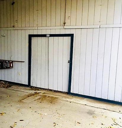 5th image of 606 S Pleasant Ave