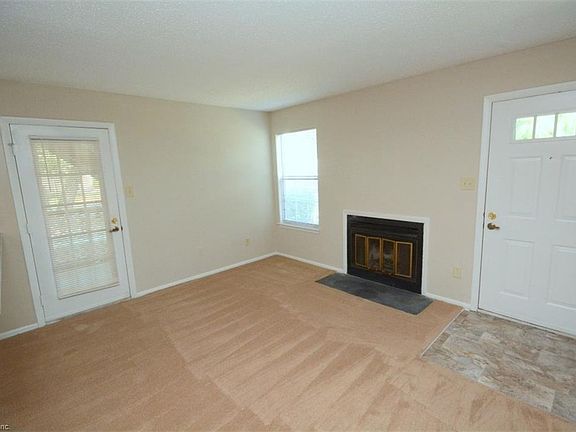 4th image of 200 Thalia Station Dr #104