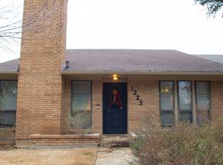 1223 Lexington Sq, Corsicana, TX 75110