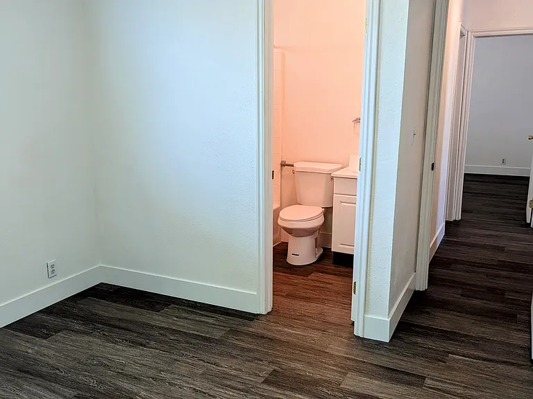 238 E First North St #3 — Photo 16