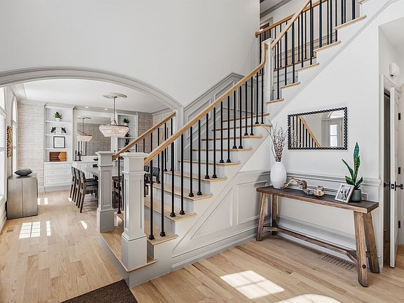 4th image of 17 Bennington Road