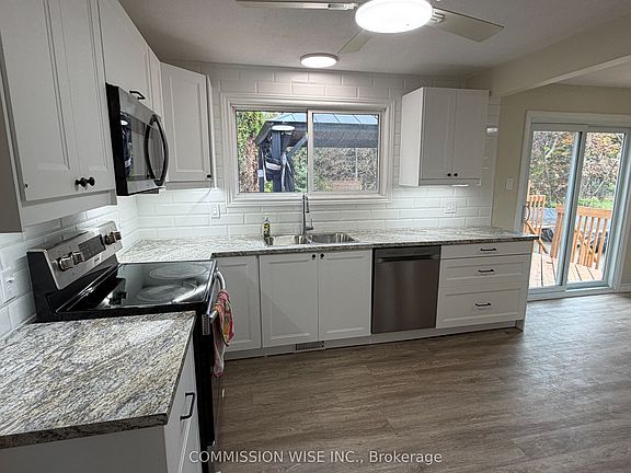 5th image of 3293 Taggart St
