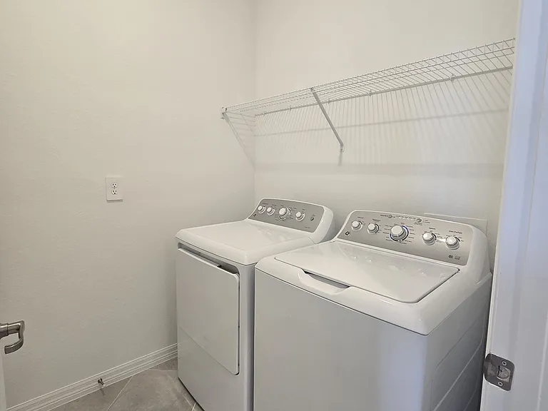 5552 Summit Pointe Cir #103 — Photo 41