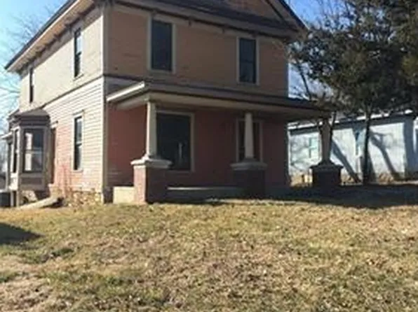 32955 W 83rd St, De Soto, KS 66018