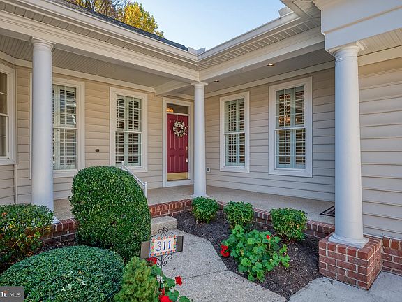 4th image of 311 Donald Cir Unit 14