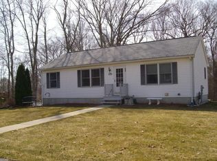 39 Reservoir Ave, Swansea, MA 02777