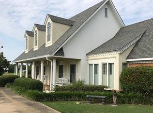 1387 Crosby Rd, Cleveland, MS 38732