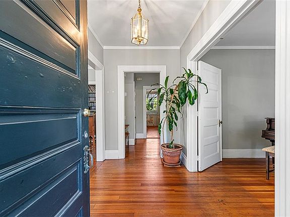 4th image of 248 Morris Ave