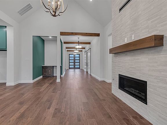 5th image of 1905 Hamilton Park Dr