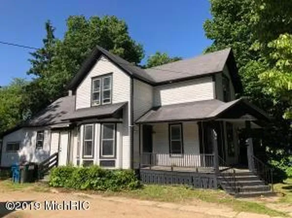 709 Axtell St, Kalamazoo, MI 49008