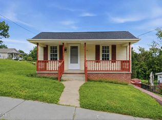 820 Montgomery St, Johnson City, TN 37604