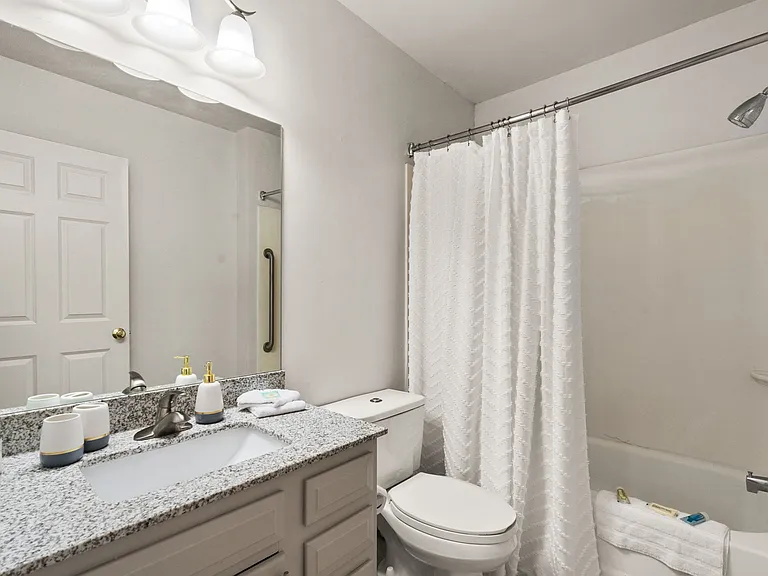 619 N Shore Dr #1 — Photo 14