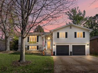 963 S Grove St, Ripon, WI 54971