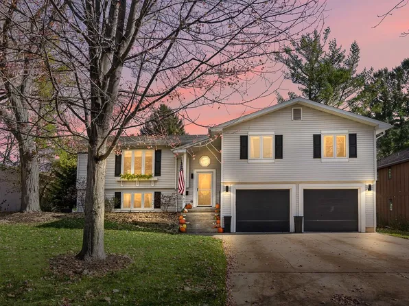 963 South Grove Street, Ripon, WI 54971