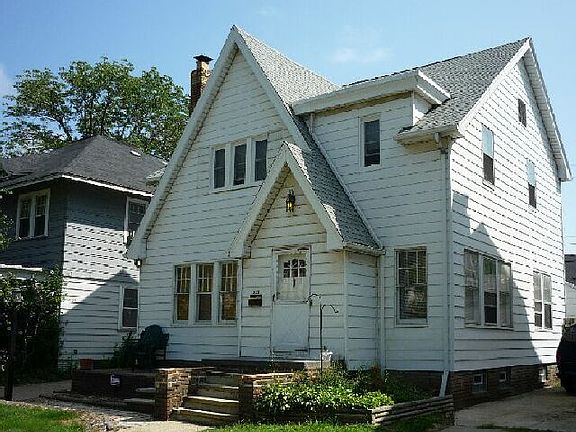 2nd image of 335 Bonniewood Dr
