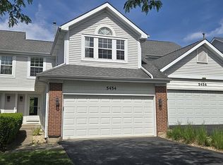 5454 Ridge Xing, Hanover Park, IL 60133