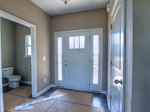 5th image of 604 Eagle View Dr.- #7