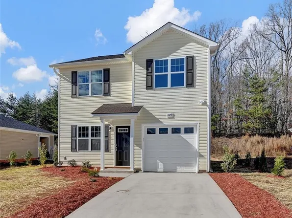 1079 Kapp St, Winston Salem, NC 27105