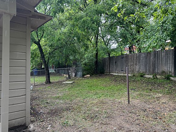 3rd image of 508 Hill St
