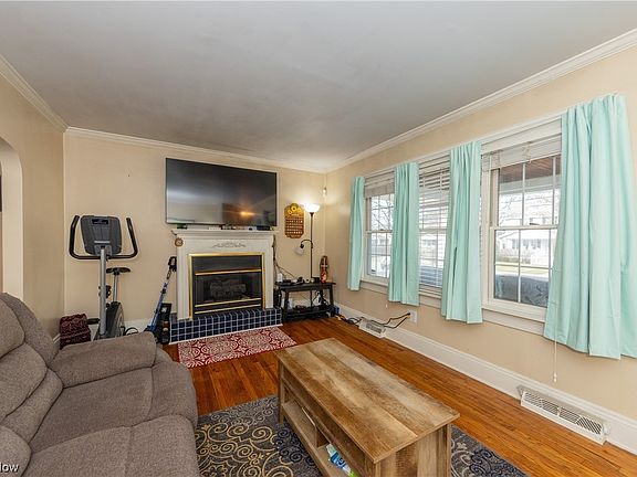 5th image of 5190 Oakmont Dr