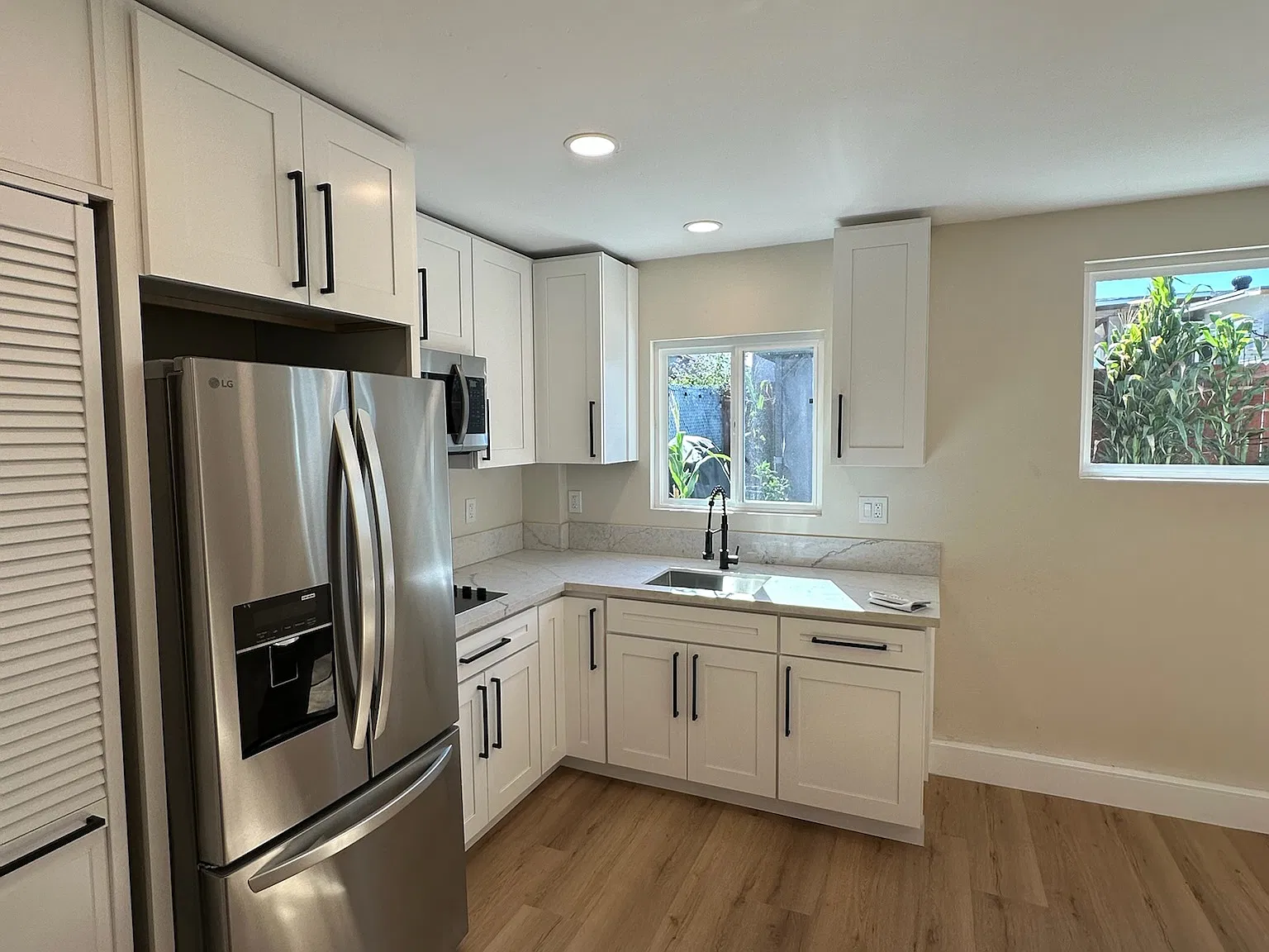 1 bed, 500 sqft, $1,900 — Photo 3