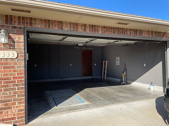 4th image of 2333 SW 138th St